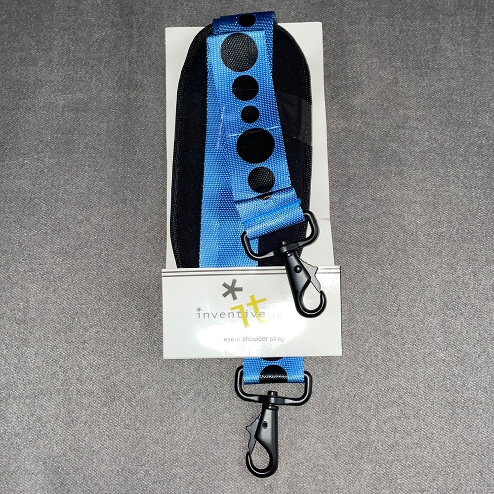 NWT.  Inventive Travelware.  Eye-D Shoulder Strap.